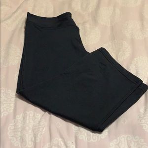Capri yoga pants